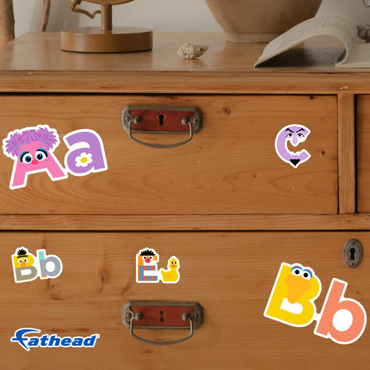 Sesame Street - 5 Typography Minis (Mixed Sizes) - Official Sesame Street - Reusable Vinyl Decals