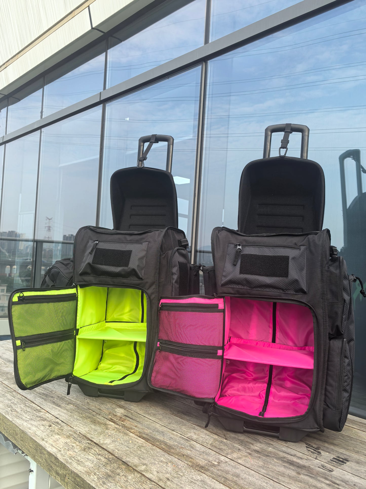 DRIP Roller Bag