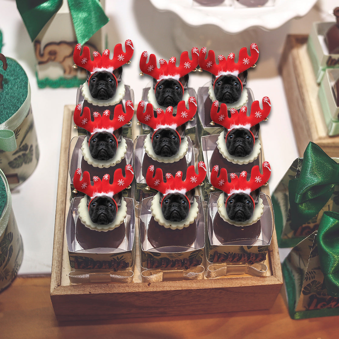 Christmas: Black Puppy Minis        -      Big Head
